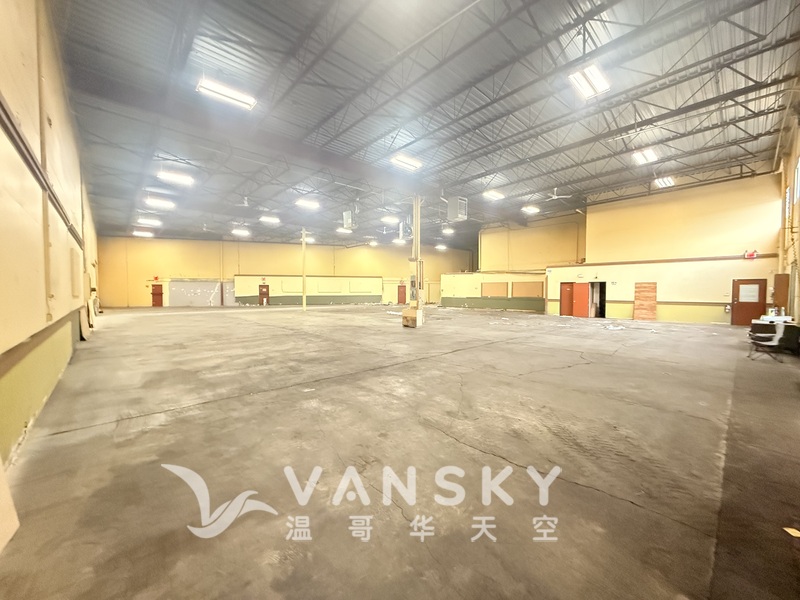 列治文中心区平价仓$16/呎年