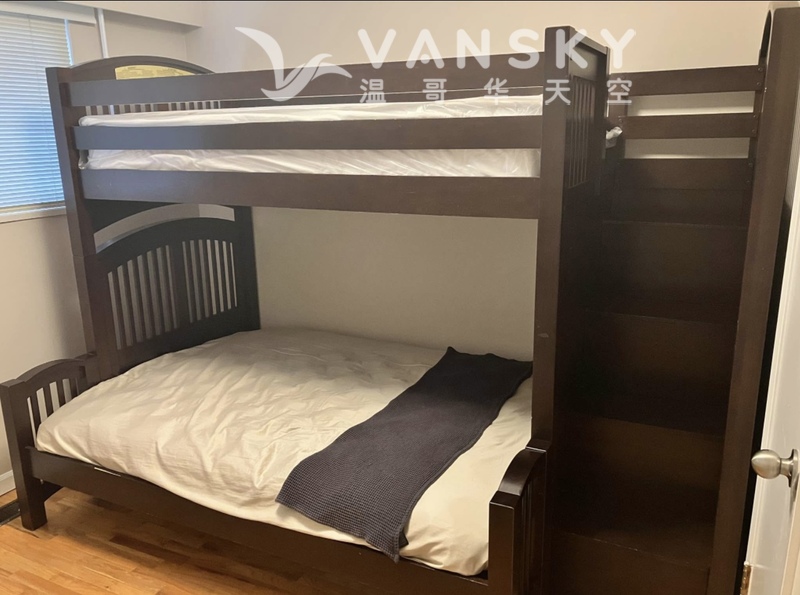 实木上下床床架$400