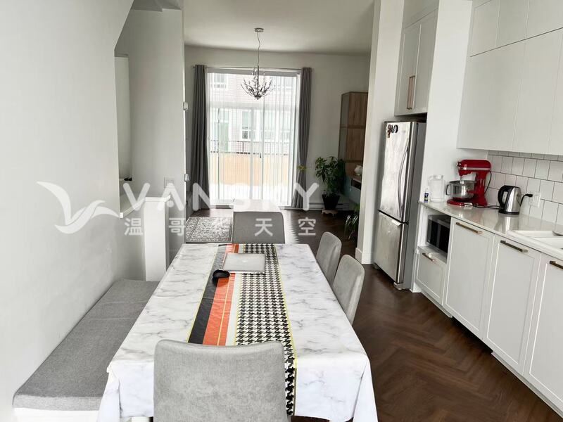 南素里townhouse2房2卫出租