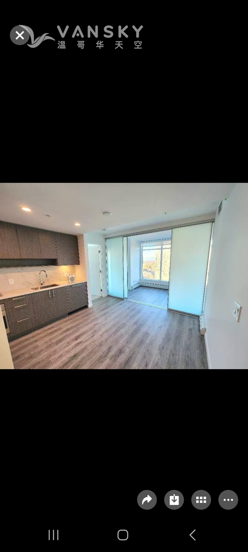 素里中心2年新2房2卫高层公寓出租