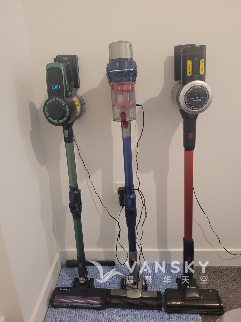 三个无线吸尘器