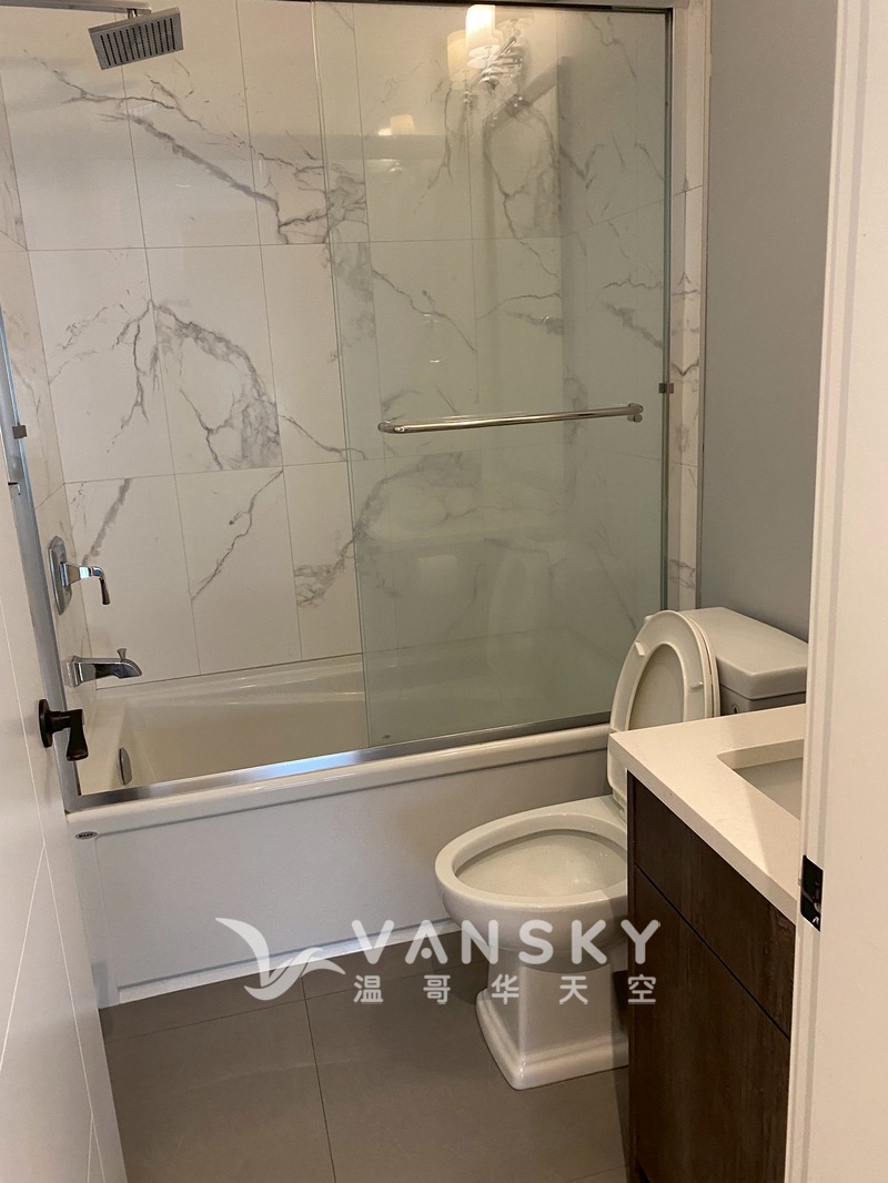 Metrotown 獨立洗手間房出租