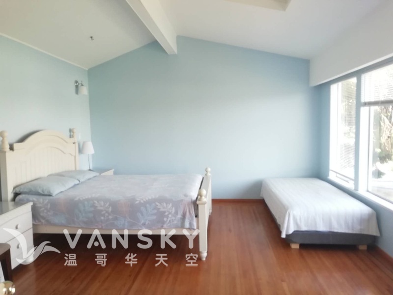 独立house 楼上一层，整租，独立出入