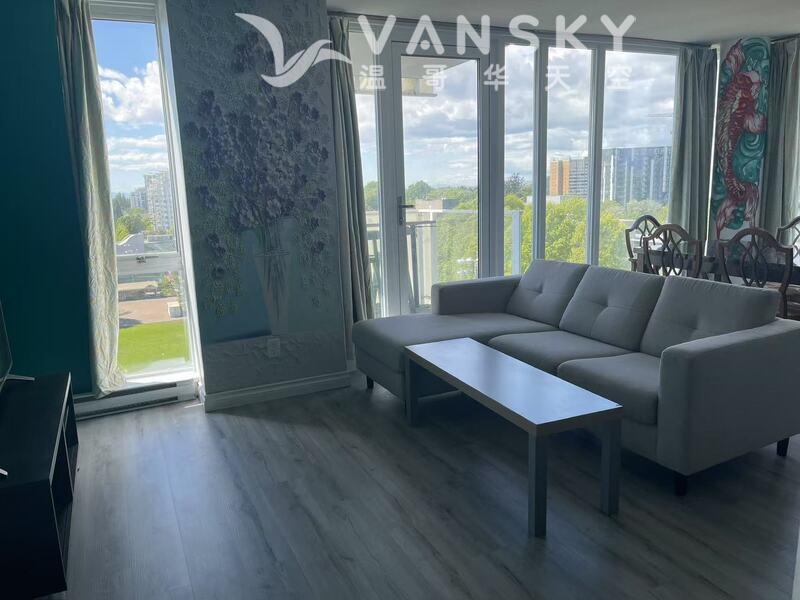 列治文中心高层公寓2卧2卫出租