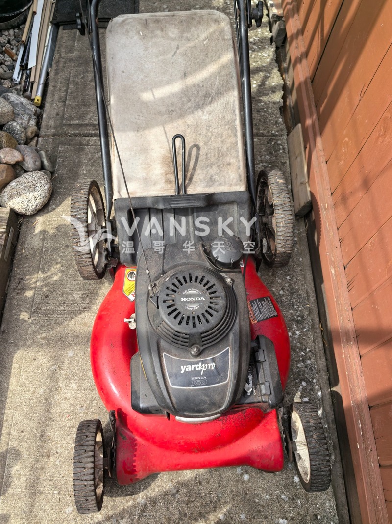 闲置少用本田剪草机出让