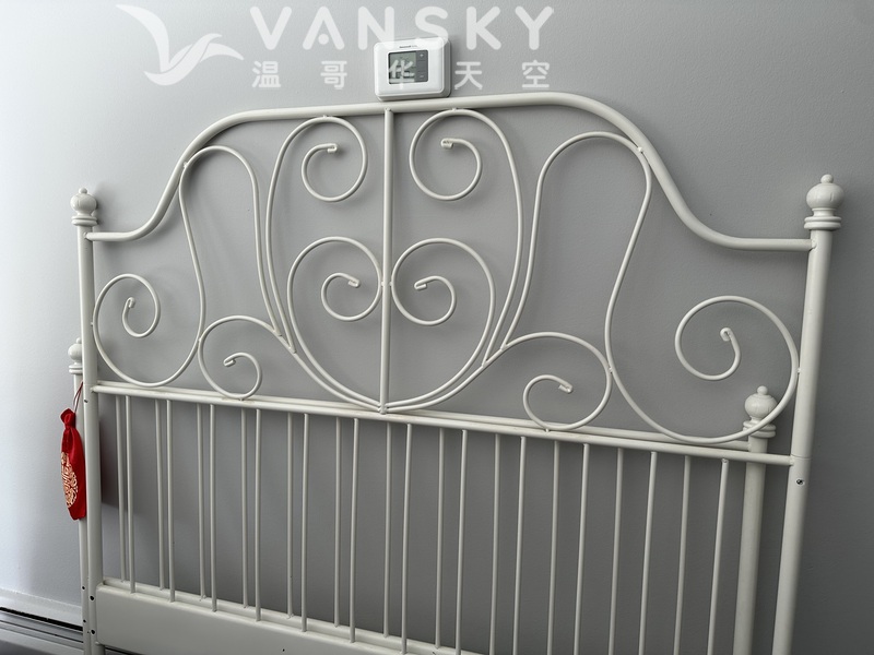 卖ikea白色床架和床垫如图其实如果（需自取）