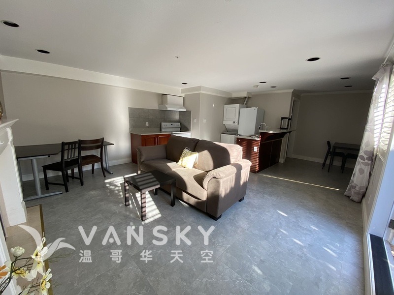 温西半地下一室一厅