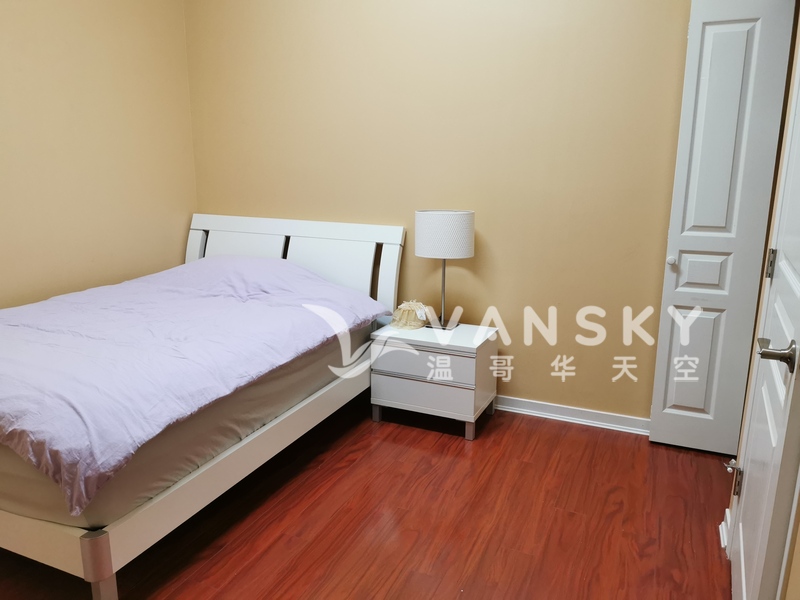 温哥华一房一浴出租