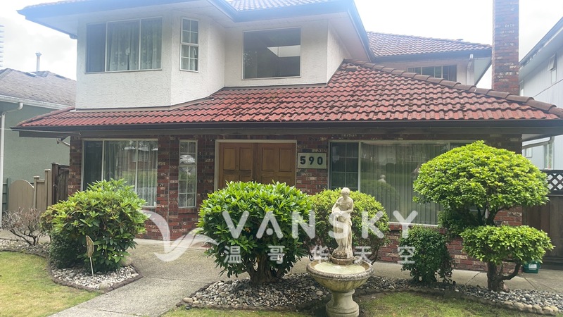 西區豪宅 ，獨立浴室大套套房全部傢俬齊全 （由華安裝飾設計公司精心設計)