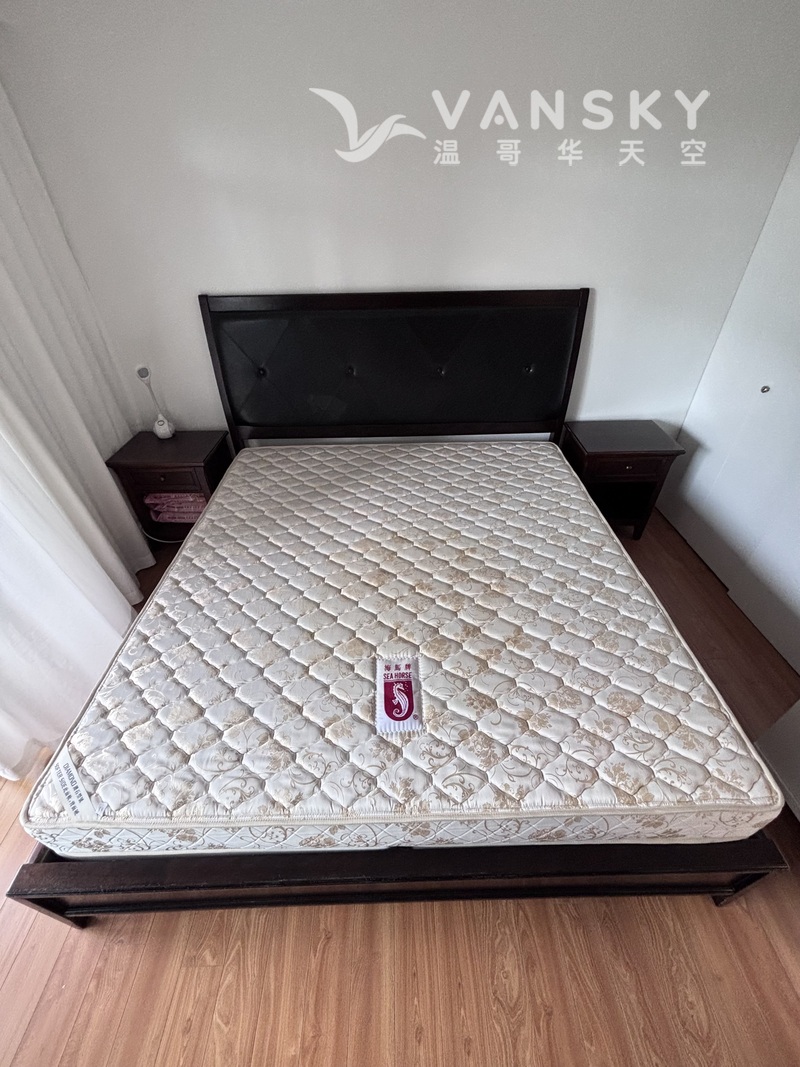 大床睡房套装转让，海马床垫 – 状况极佳 包送货