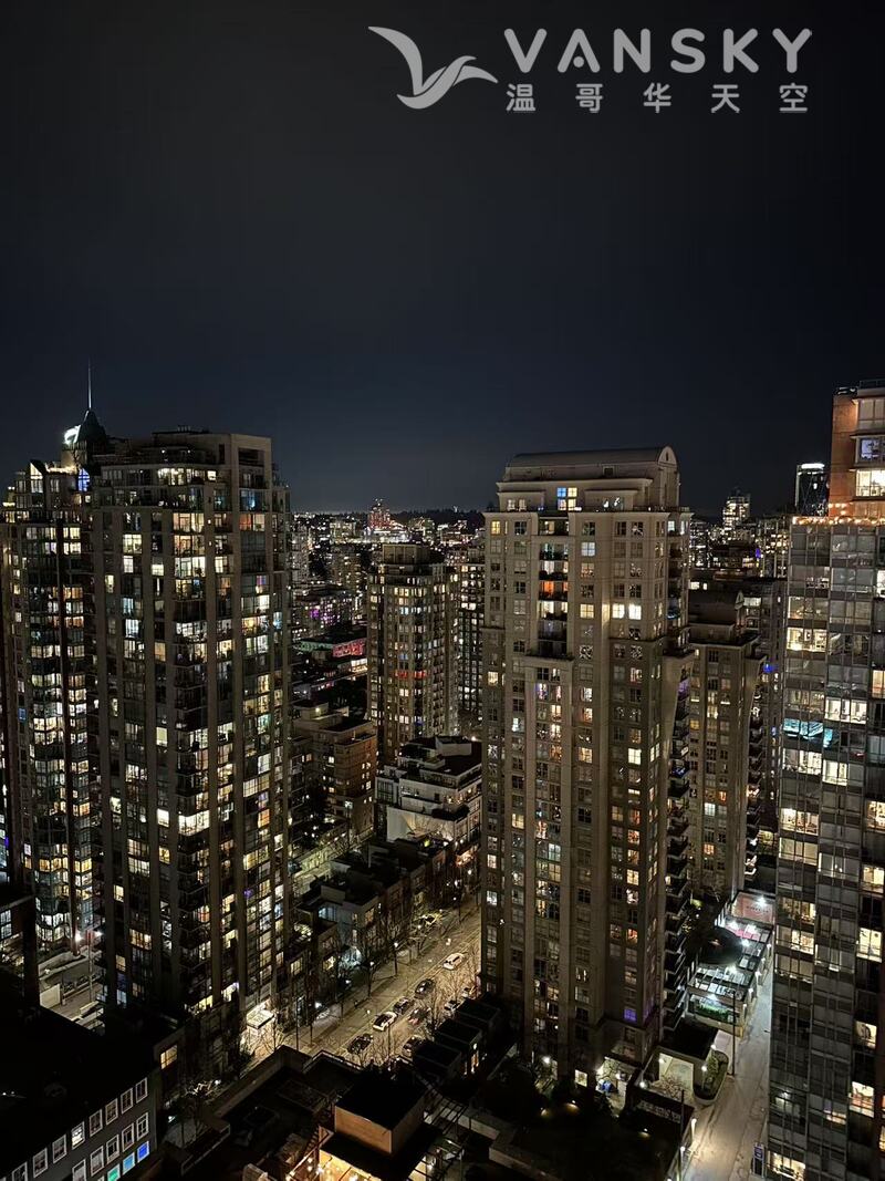 温哥华市中公寓2房3厕1厅出租（Smithe+Symour)