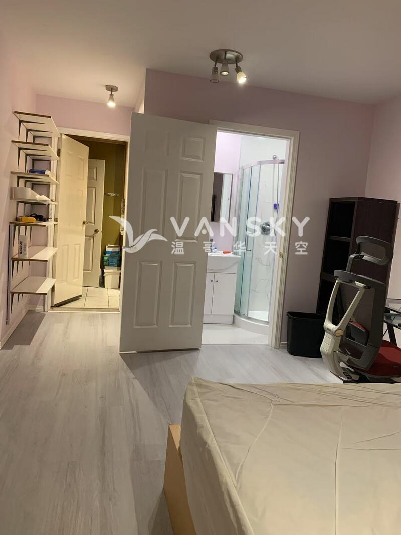 列治文Garden City 小学旁边宽敞明亮套房