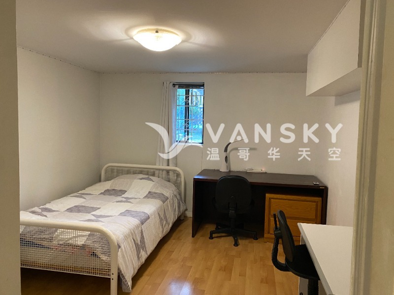 溫西獨立屋，雅房出租，交通方便，日常所需一應俱全，拎包即可入住