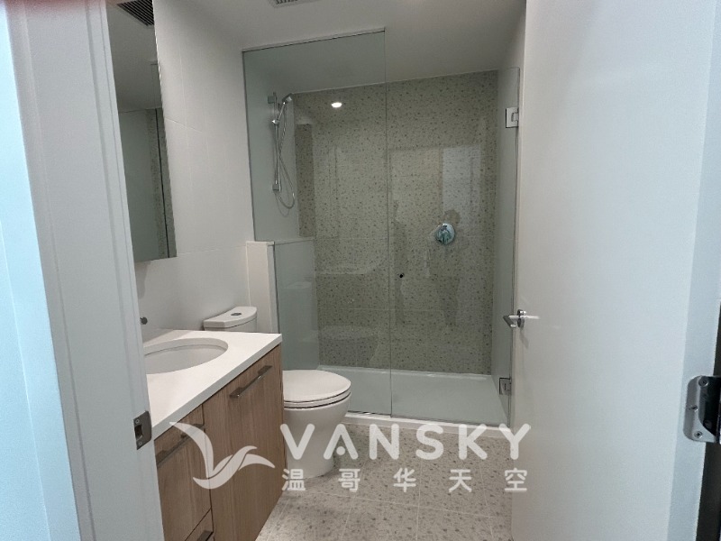 250728192024_bathroom.jpg