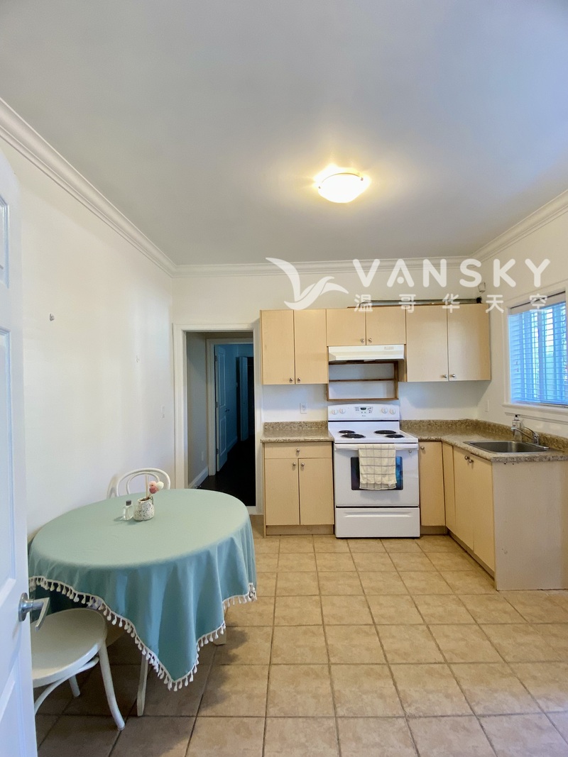 列治文独立出入两房一厅