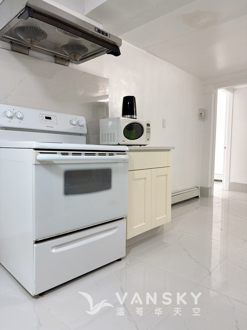 温西12街附近单间、套间出租