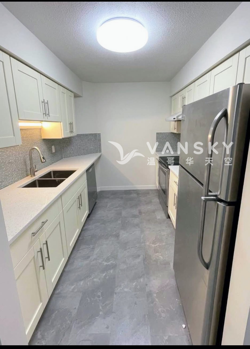 Blundell Gardens 两卧两卫，1000 多平方英尺，无家具公寓出租