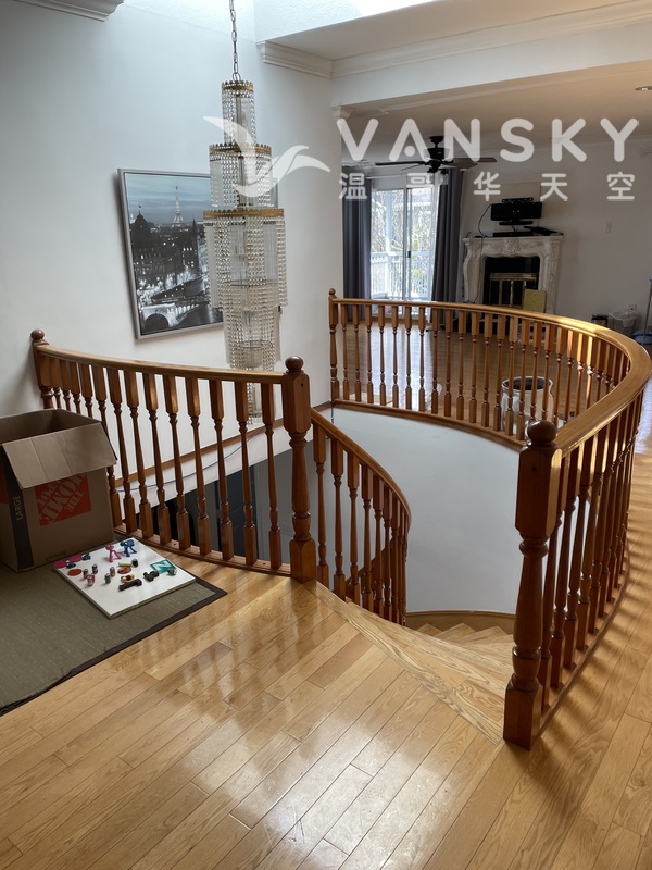 近丽晶Metro二楼两房两厅两厕