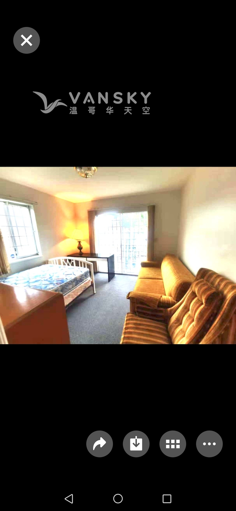 步行到丽晶，近metrotown.平地一单间，合女生，九月底入住