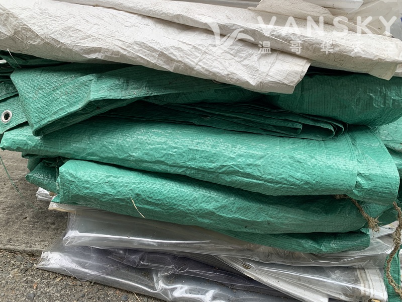 八成新10尺x 20尺防雨布、10尺X 8尺透明防水布