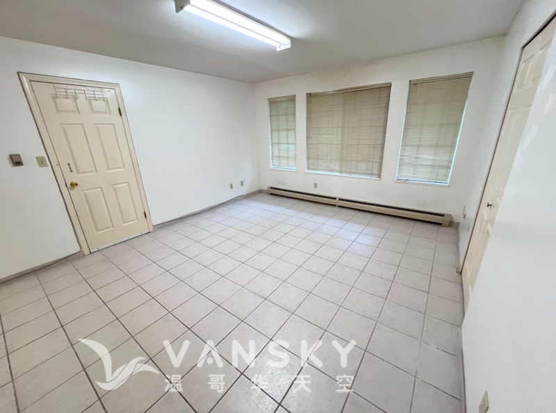 溫東 Pender & Nanaimo 平地 1 房1廳