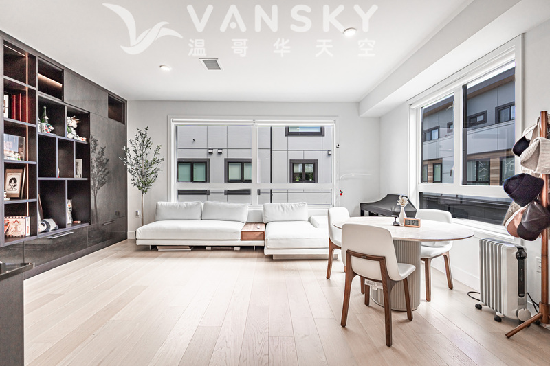 列治文2号路连排4房3卫带空调