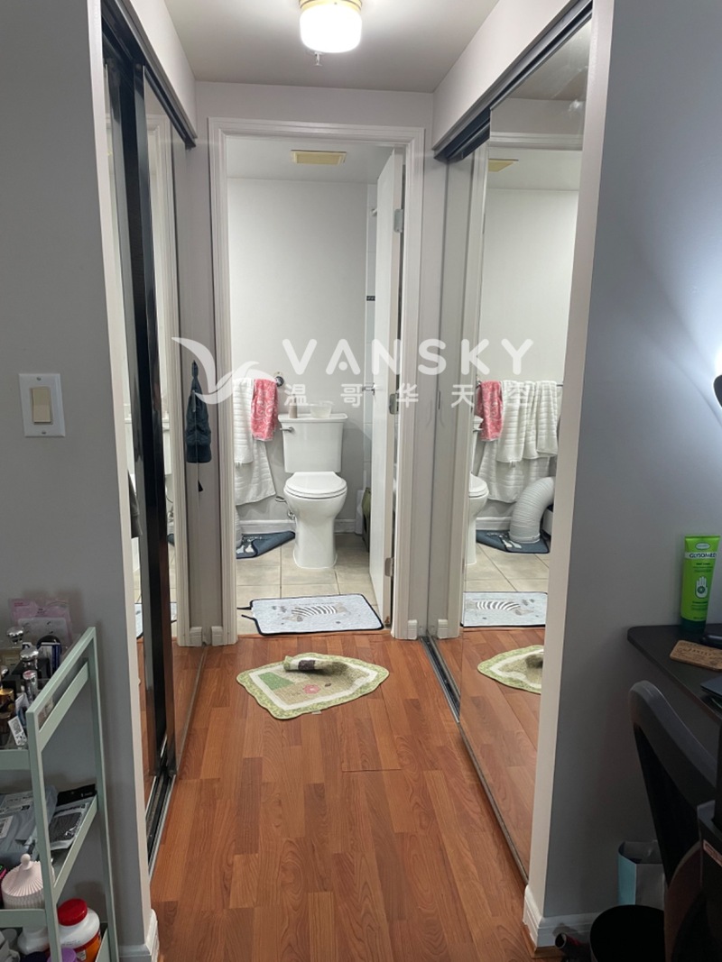 METRO高层公寓2B2B主卧房出租