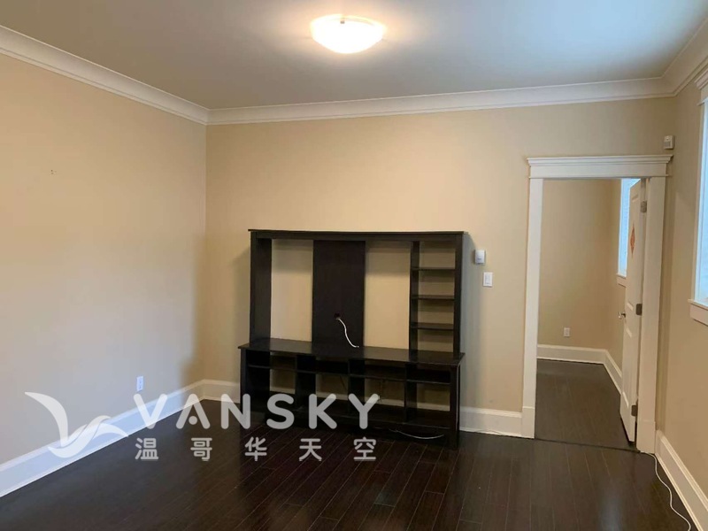 独立屋出租2房1厕1厅独立出入单位