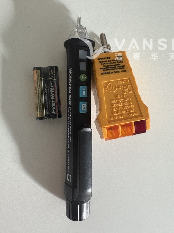 全新测电笔测电器