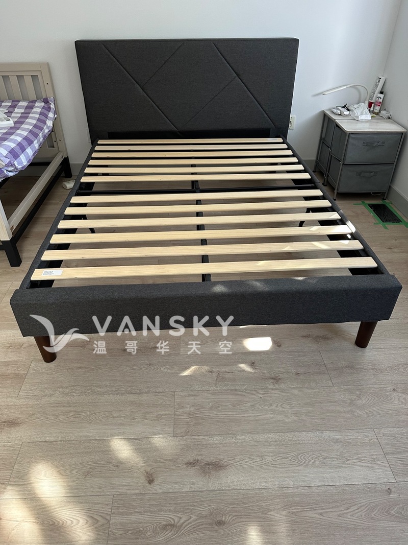 八成新Queen Size床架及床垫低价转让
