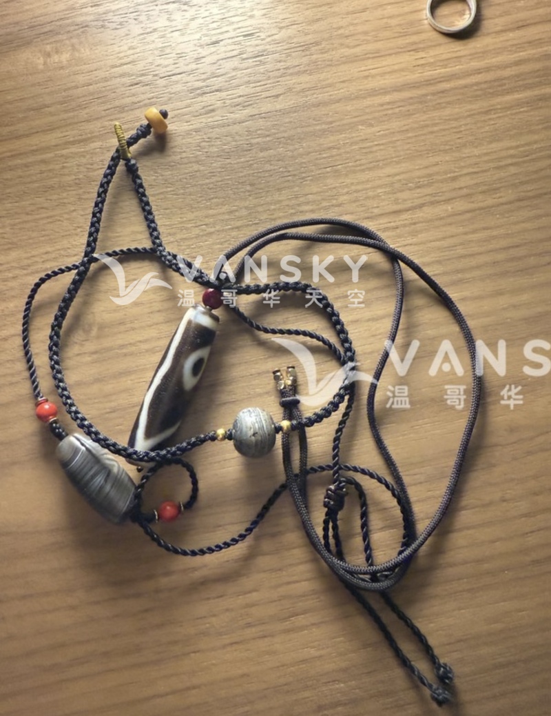 转让少量珍藏的和田玉，瑪瑙，天珠手链，項圈，