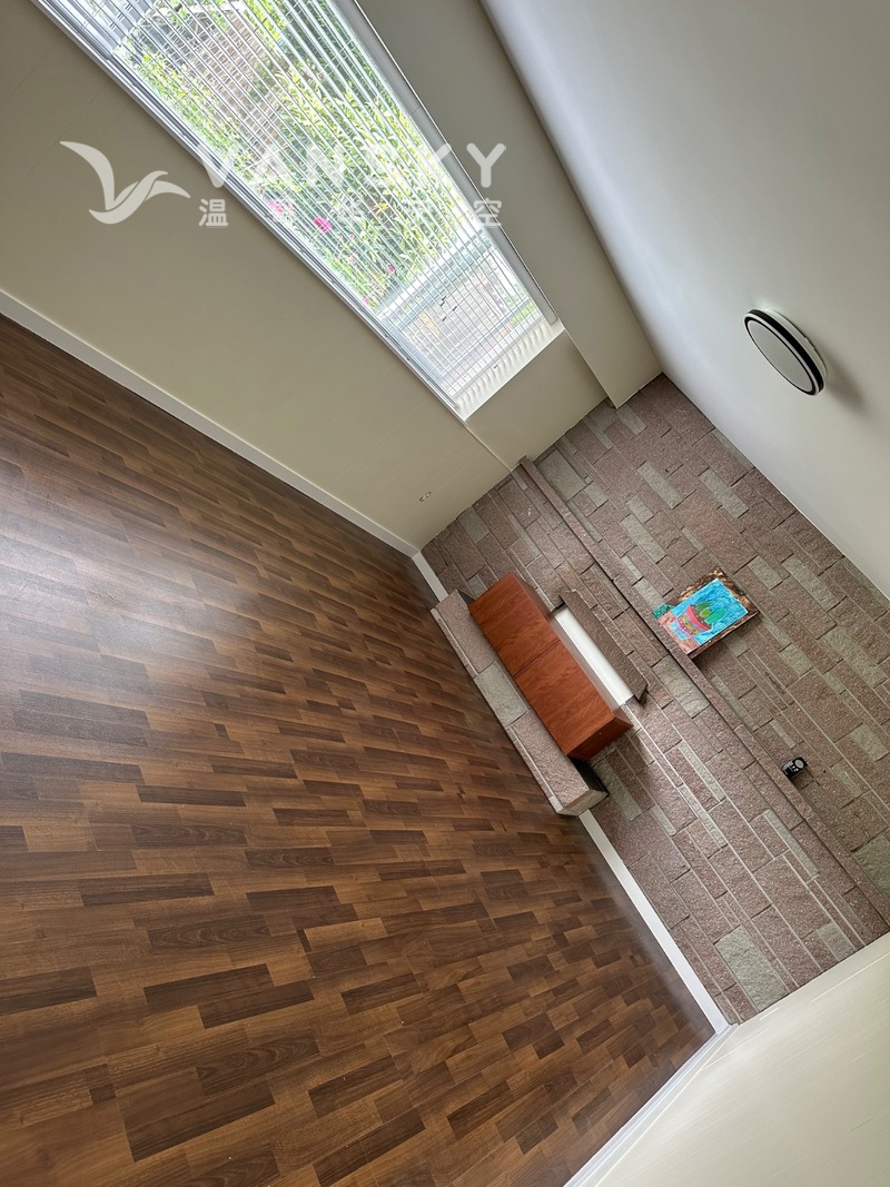 列治文二房一厅一厨一卫