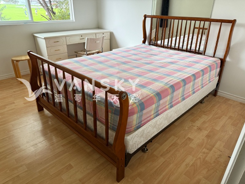 Queen size 实木床