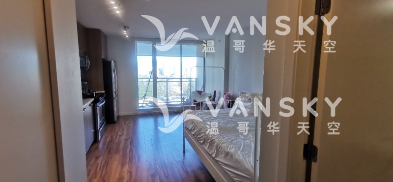 出租素里市中心高层公寓