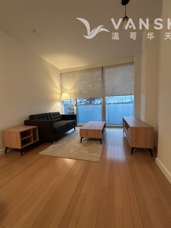 列治文时代坊2房2卫公寓带全套家具