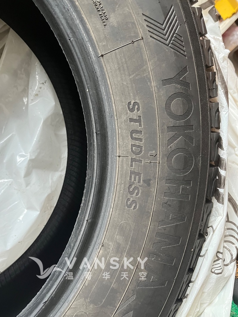 雪胎，日本HOKOHAMA品牌，9成新雪胎