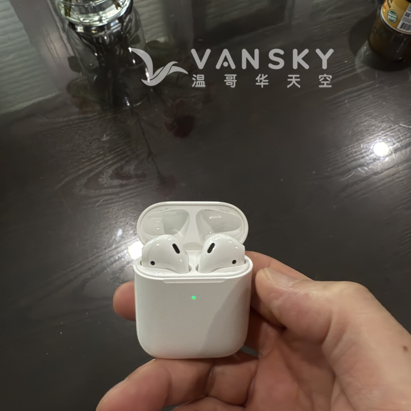 AirPods 苹果耳机