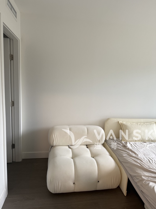 RC公寓副卧出租