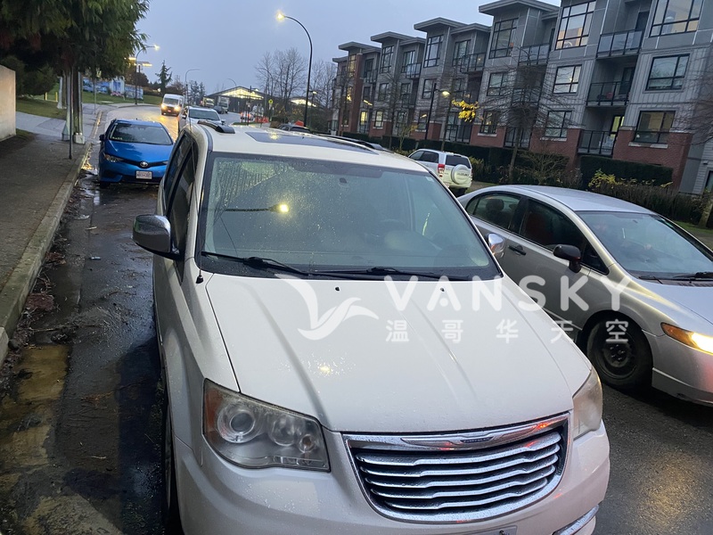 2012 Chrysler town and country limited 