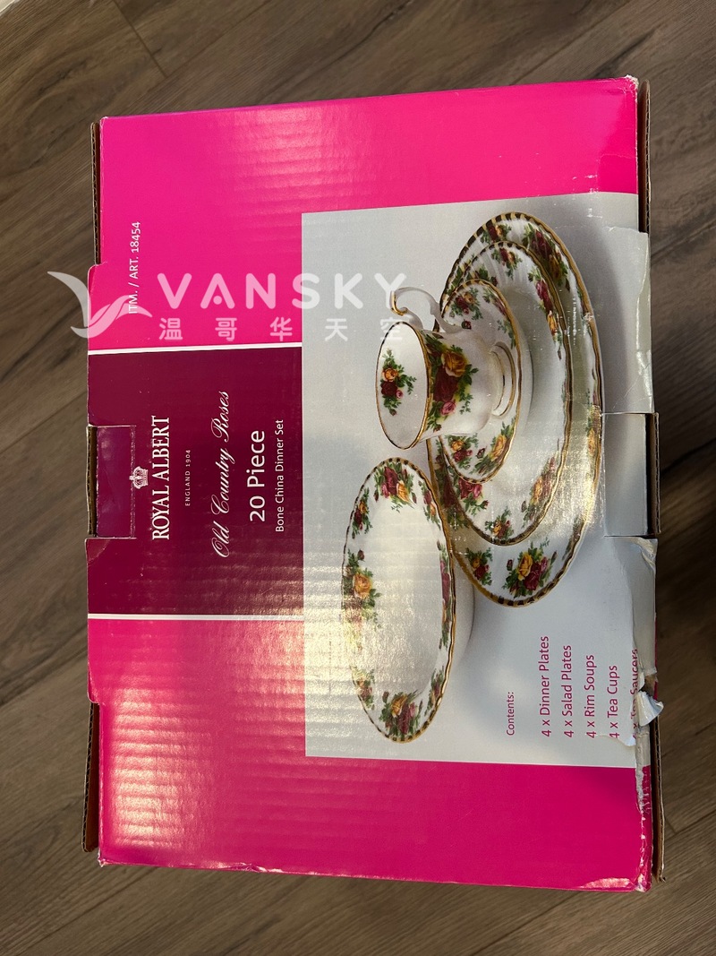 ROYAL ALBERT OLD COUNTRY ROSES 餐具套装，花盆4个，玻璃花瓶一个，蛋糕盘一个，多层点心盘一个，