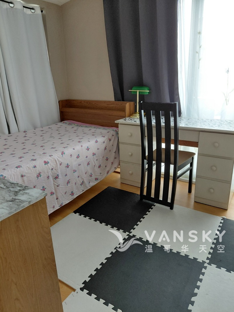 列志文近中心单人房出租