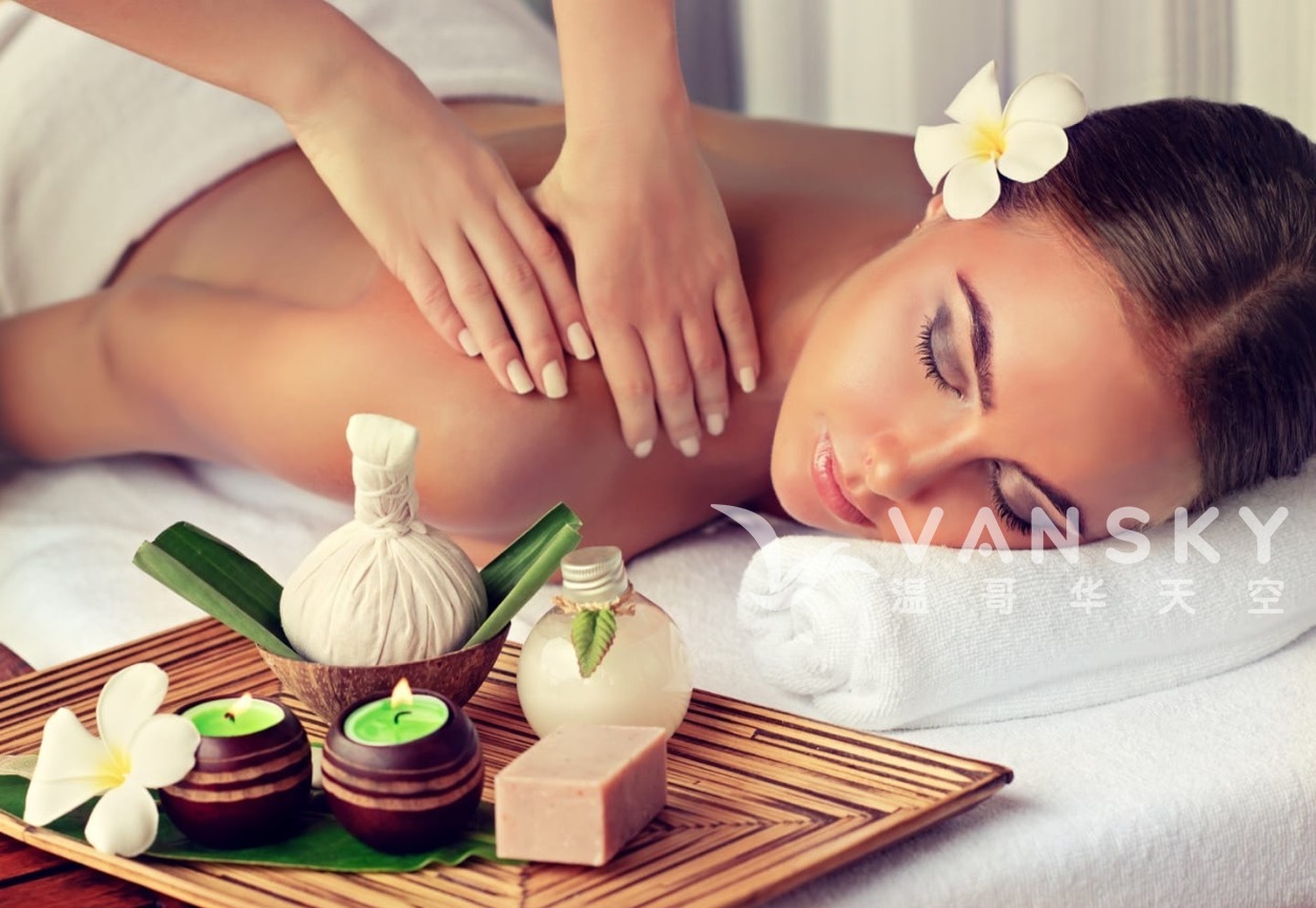 220623083157_Woman-having-massage-in-the-spa-salon.jpg