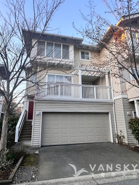 列治文Richmond西区Terra Nova 3房2卫Townhouse整租