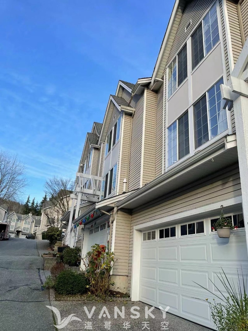 Lougheed townhouse 3室2.5卫整租