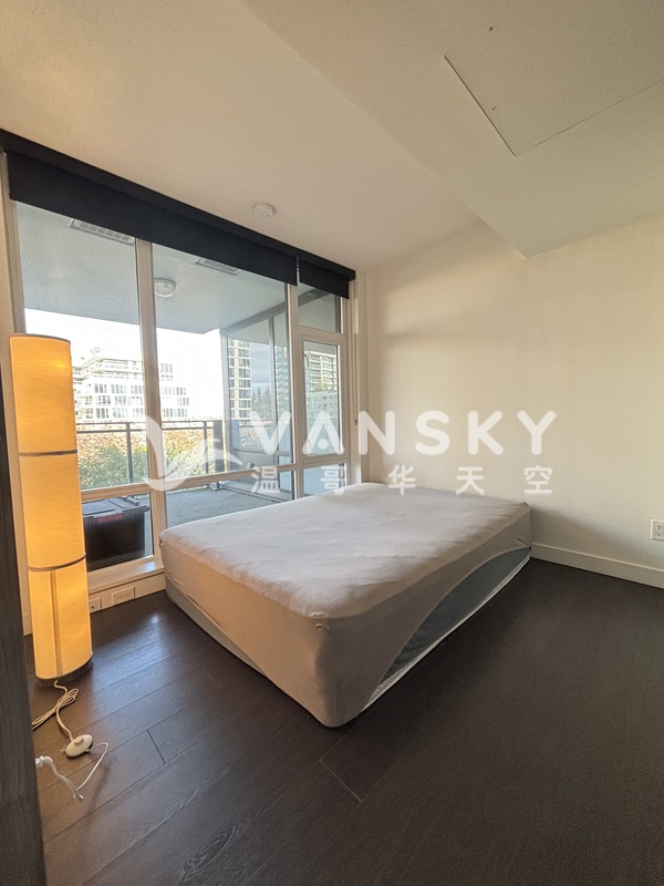 Richmond Concord garden两房一厅 主卧招租