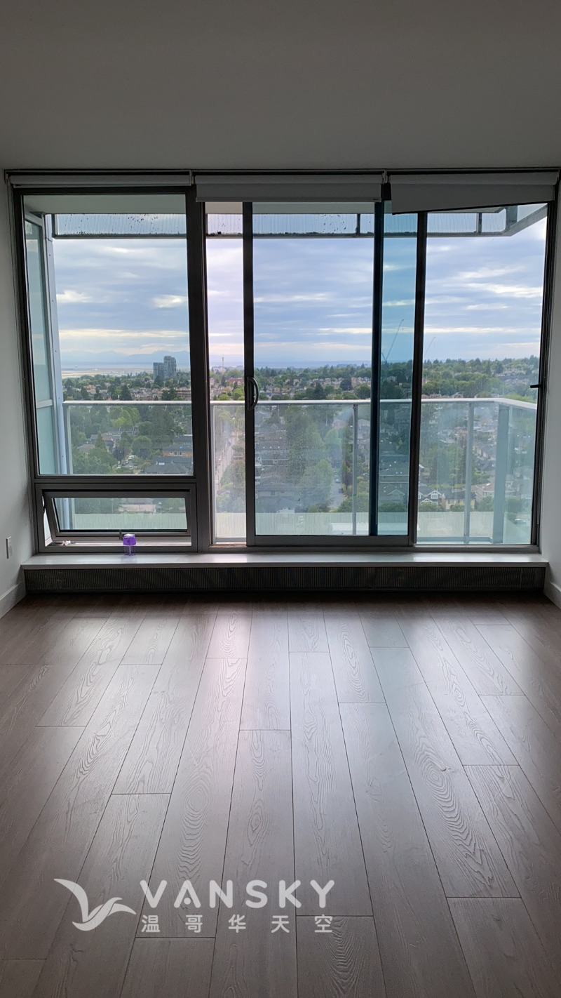 230618150551_sittingroom.jpg
