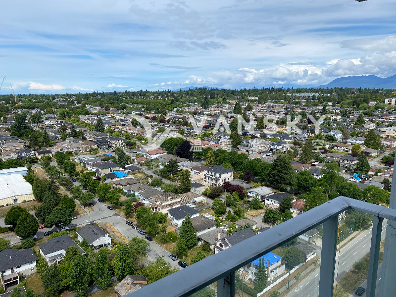 230618150642_balcony2.jpg