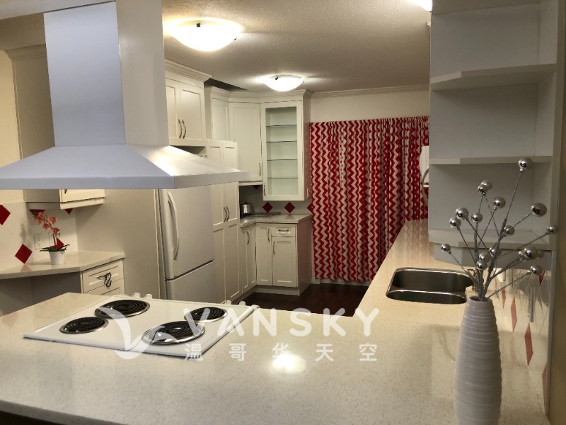 230105110318_Kitchen.jpg