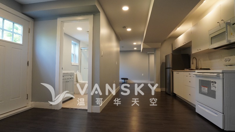 本拿比近SFU兩房一廳一衛 獨立出入口