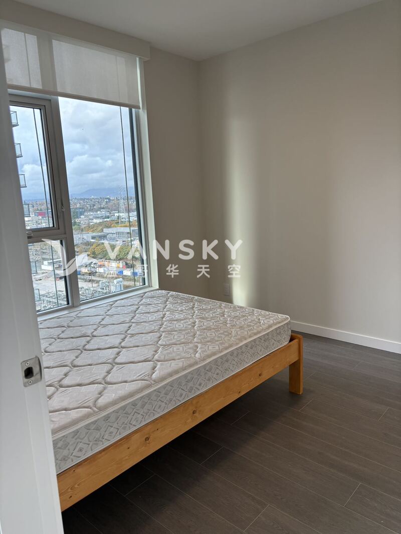 本拿比全新一房分租